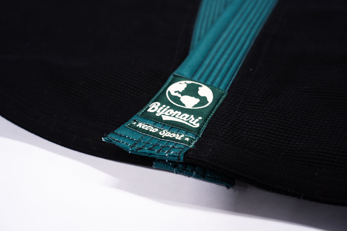 Retro Sport Kimono Black